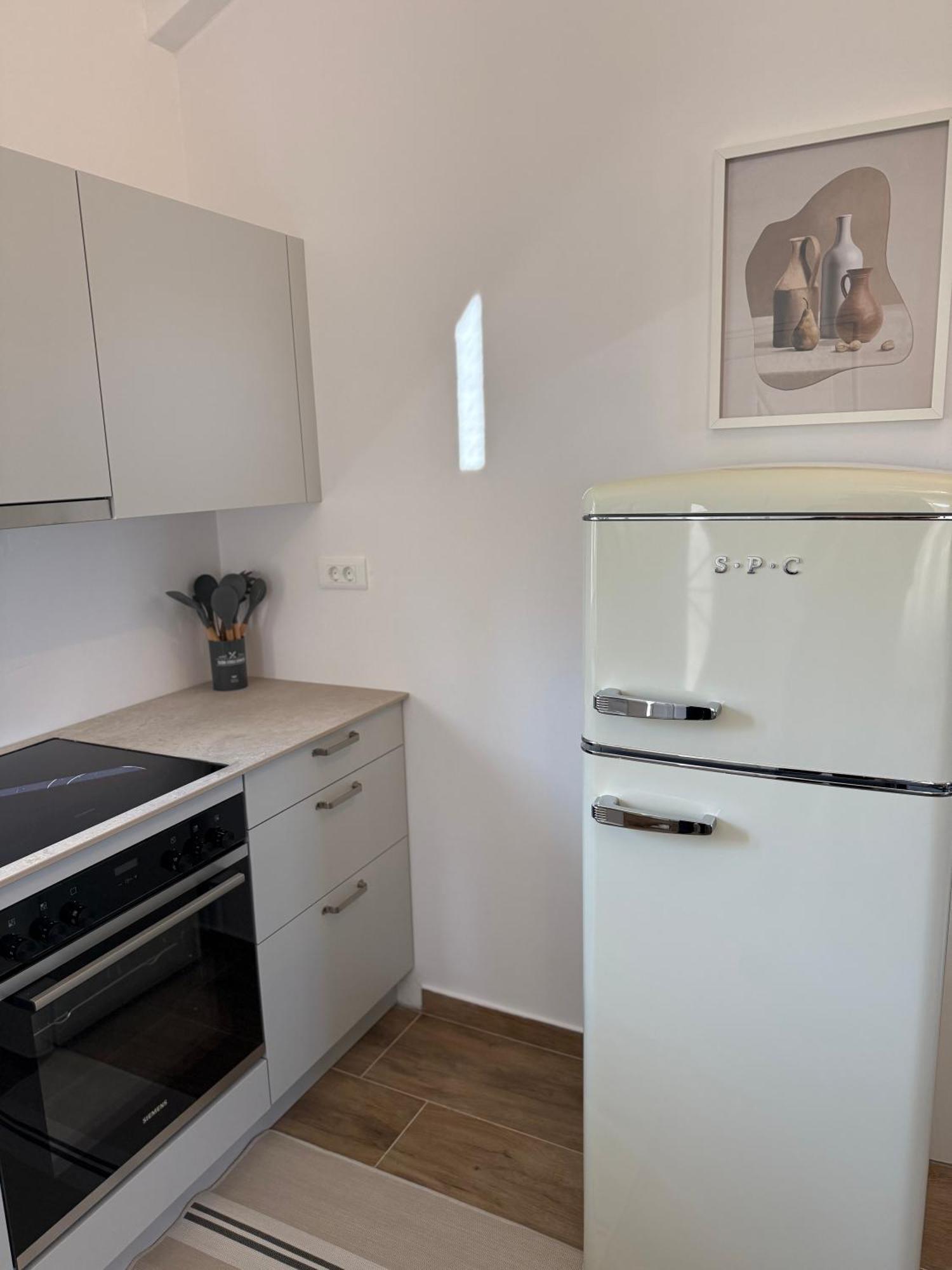 Guest House Lena, Nerezine, Mali Losinj Luaran gambar