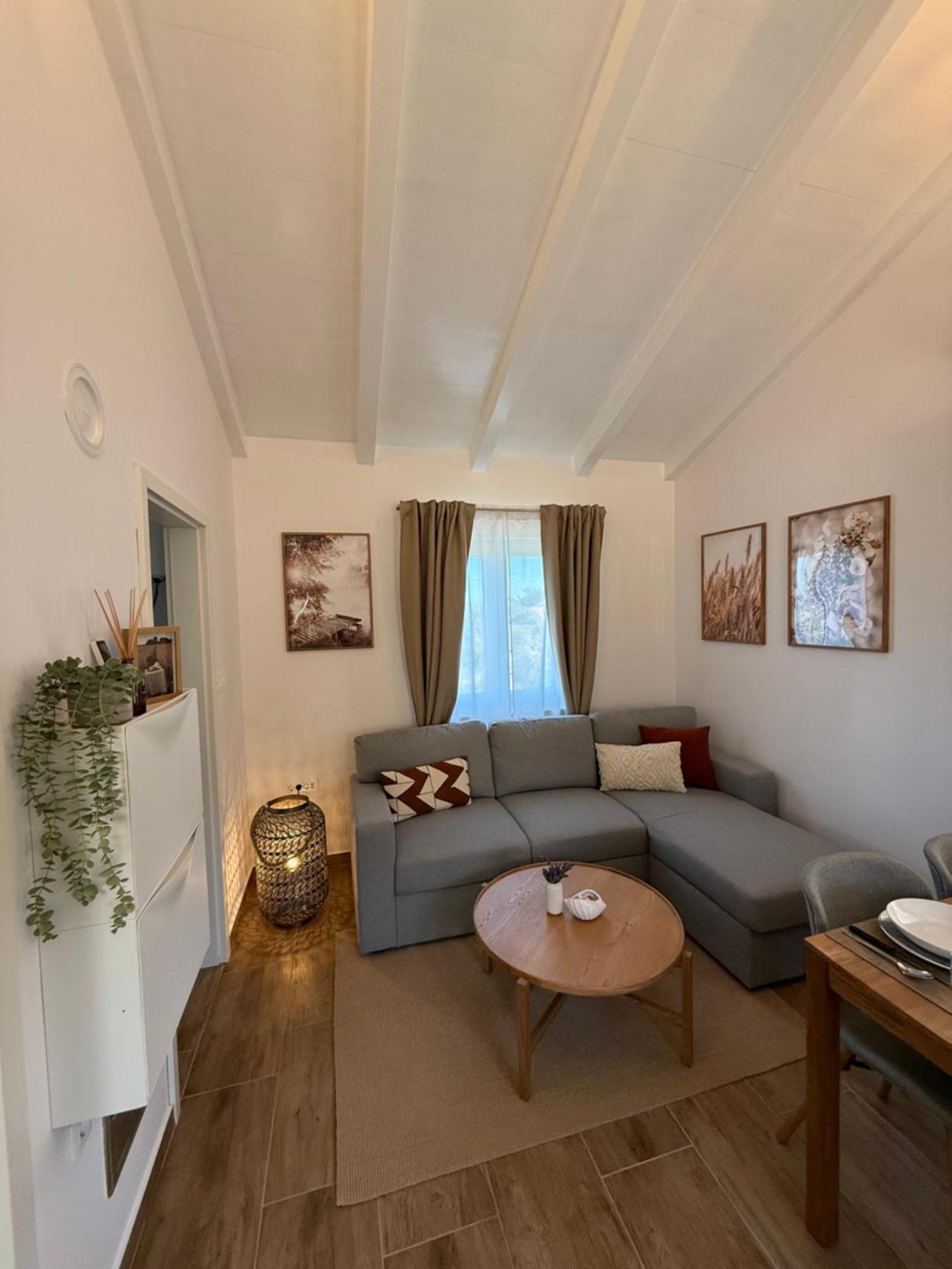 Guest House Lena, Nerezine, Mali Losinj Luaran gambar