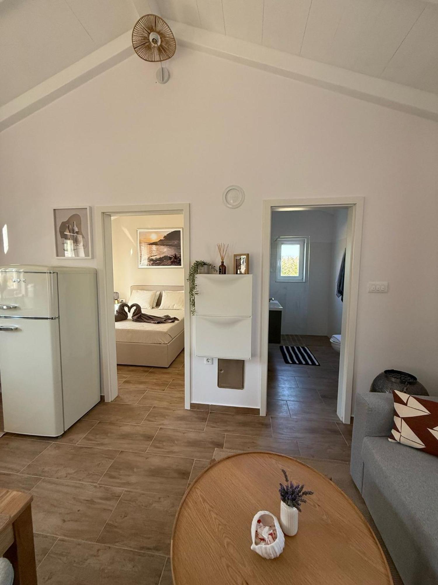 Guest House Lena, Nerezine, Mali Losinj Luaran gambar
