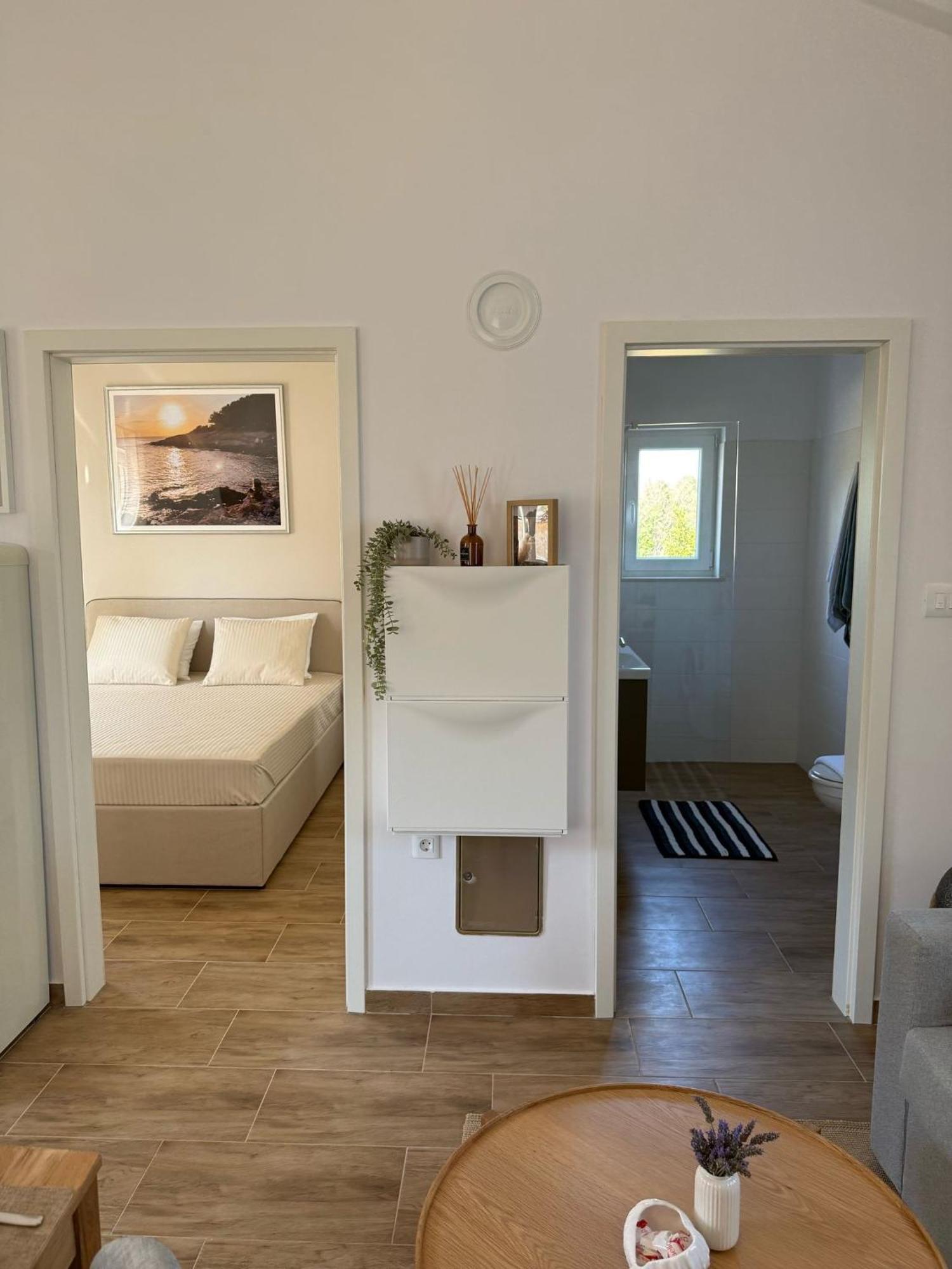 Guest House Lena, Nerezine, Mali Losinj Luaran gambar